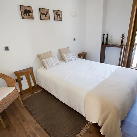 Alojamento de Turismo Rural Casa Da Portela *